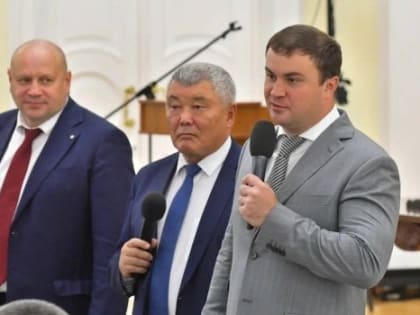 Глава области и города обсудили озеленение Омска