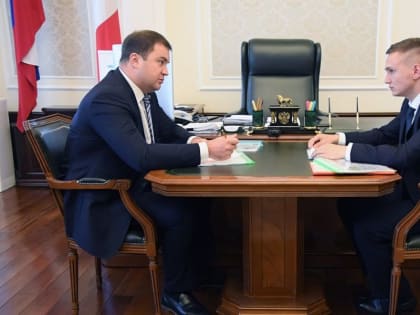 Виталий Хоценко провел рабочие встречи с руководителями двух фракций регионального парламента