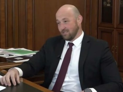 Глава Минтранса рассказал, как Хоценко выбивает деньги на омские дороги