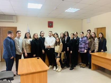 Студенты второго курса СибЮУ посетили открытое судебное заседание Центрального районного суда г. Омска