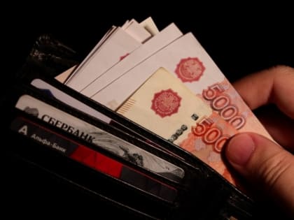 Зарплата в Омской области, по версии статистиков, выросла почти до 60 тысяч