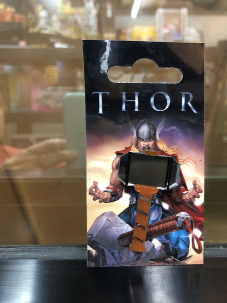 Pin Acrílico Thor