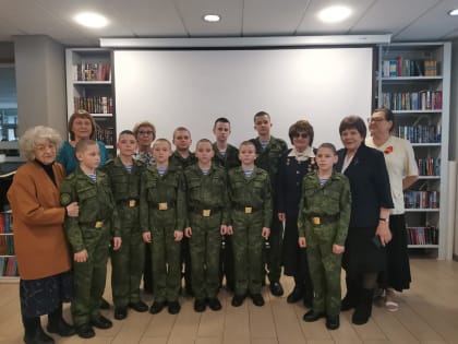БЕССЕРТНЫЙ ПОДВИГ ЛЕНИНГРАДА
