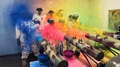 The Bomb Battle - Immersive Mission Games & Paint Bombs