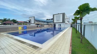 Taman Tun Aminah Swimming Pool