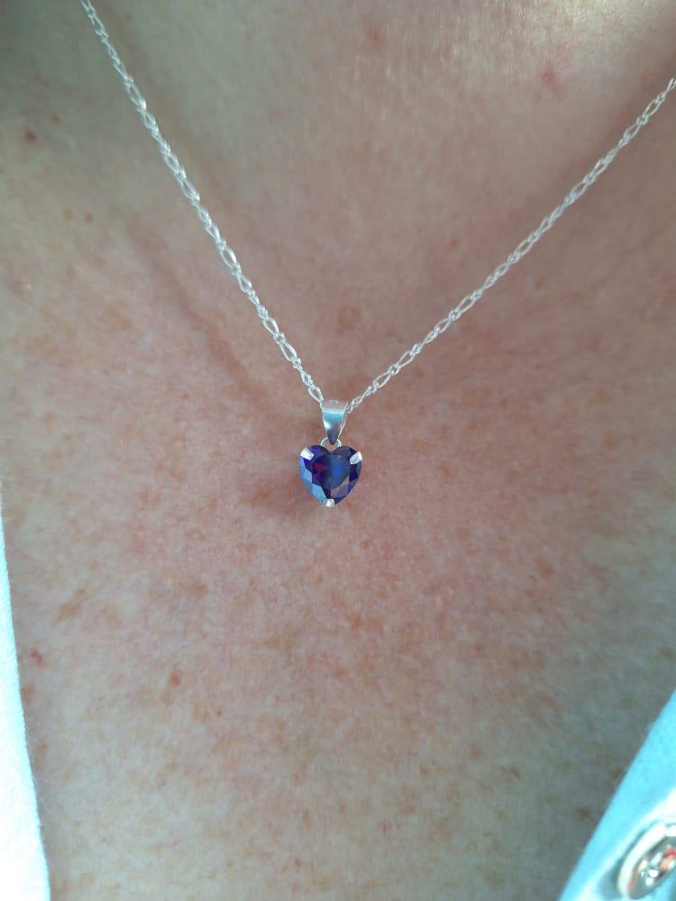 DIJE CORAZÓN VIOLETA