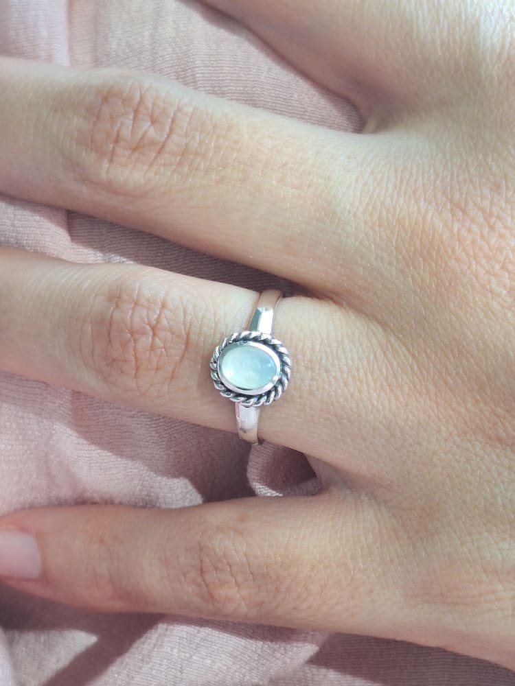 ANILLO CON NÁCAR