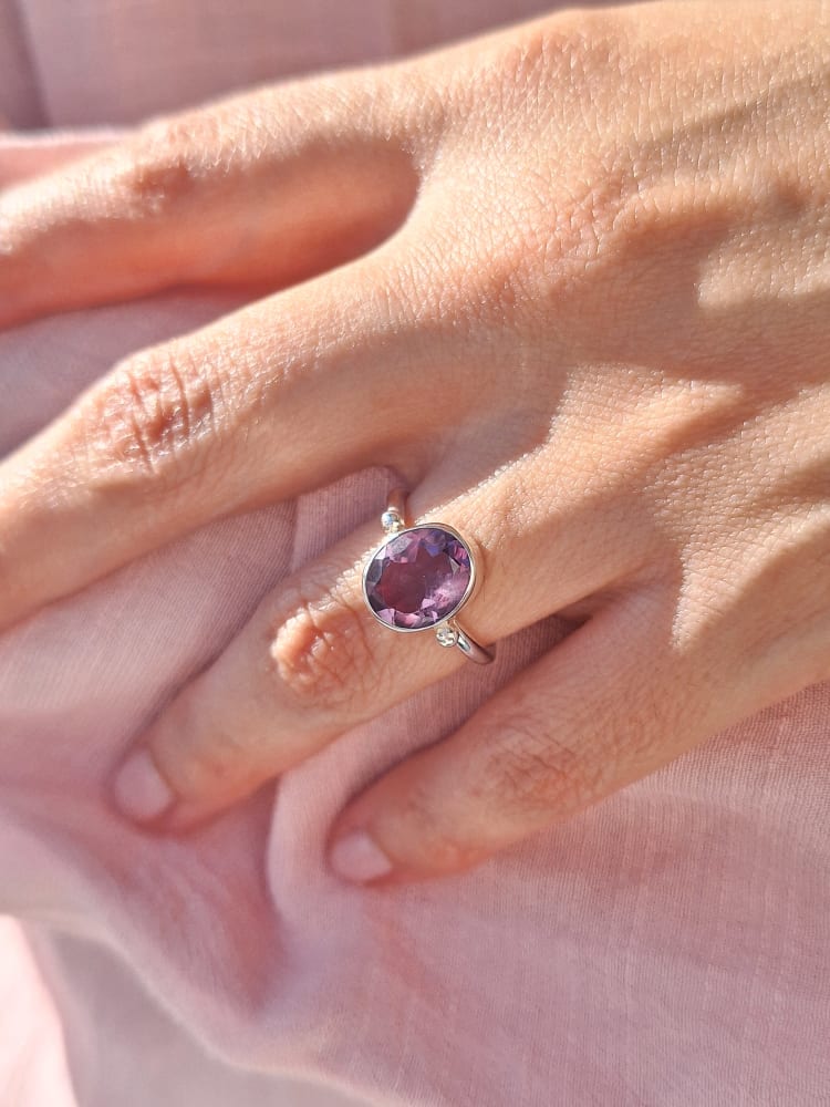 ANILLO CON AMATISTA