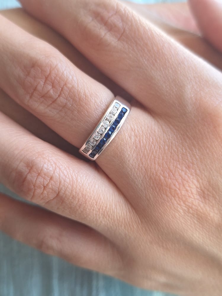 ANILLO MEDIO SIN FIN DOBLE CON CIRCONIAS 