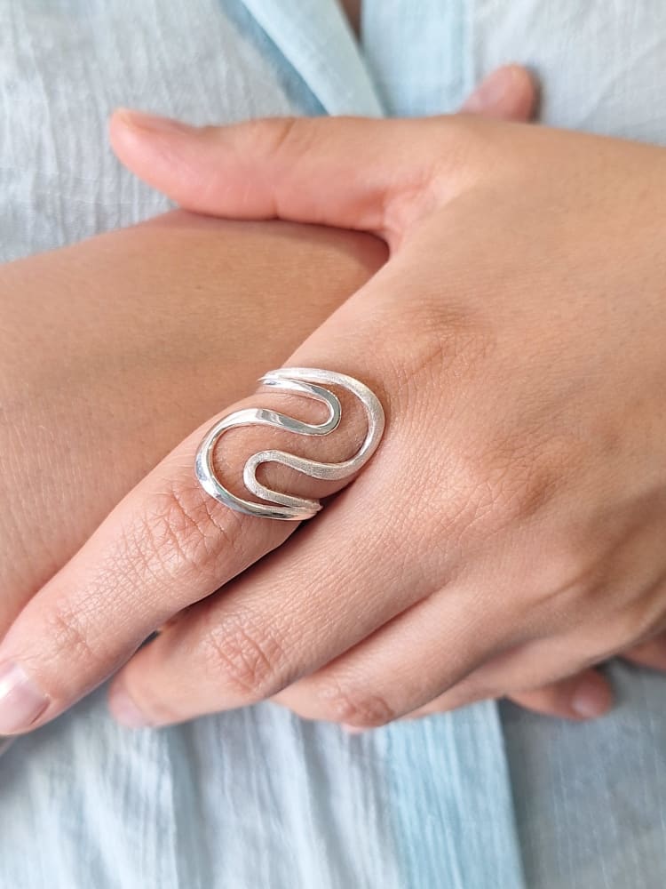 ANILLO DISEÑO SATINADO Y LISO