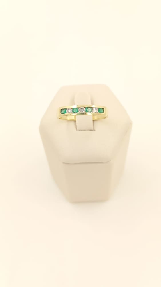 ANILLO MEDIO SIN FIN DE ORO CON DIAMANTES Y ESMERALDAS