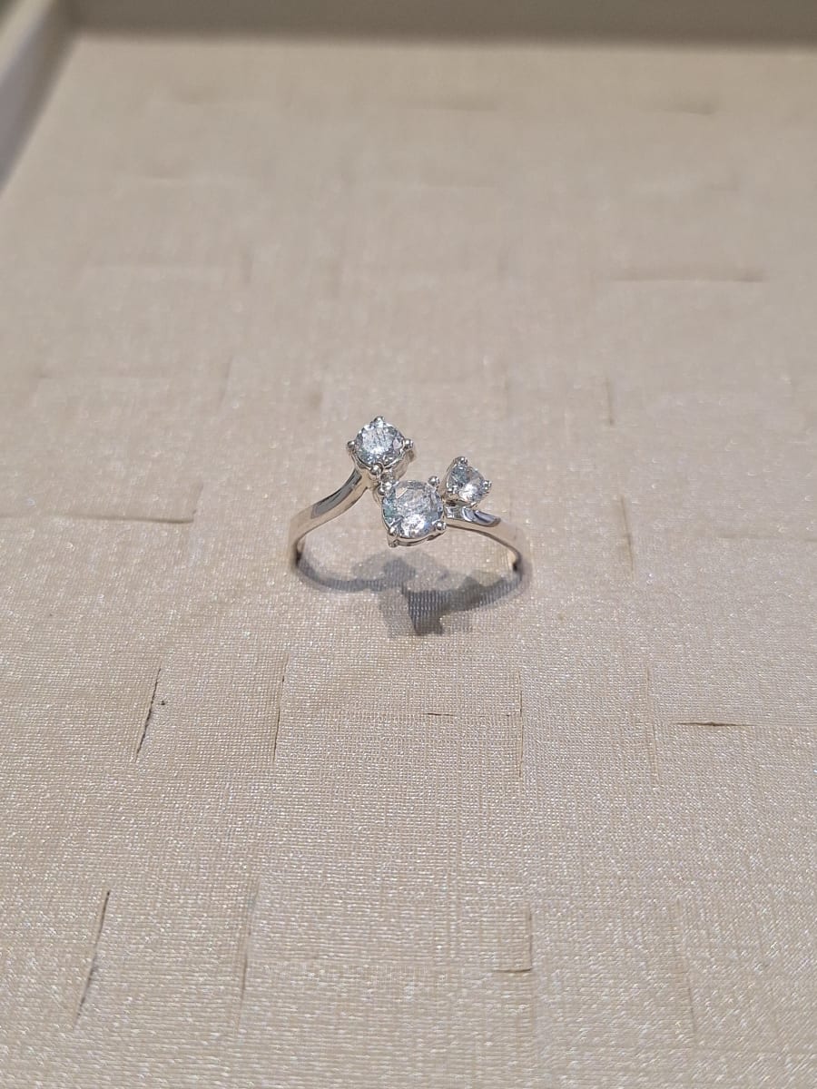 ANILLO DE PLATA CON CIRCONIAS - Despues