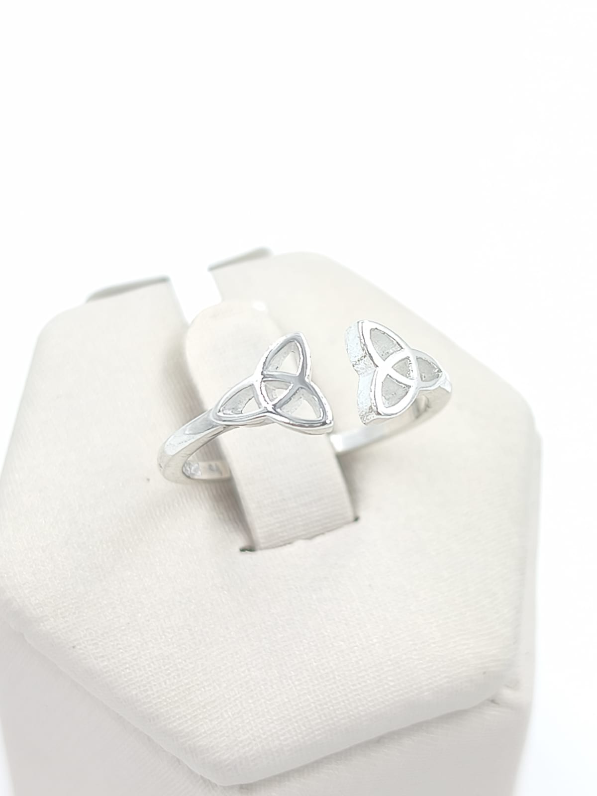 ANILLO NUDO DE BRUJA 