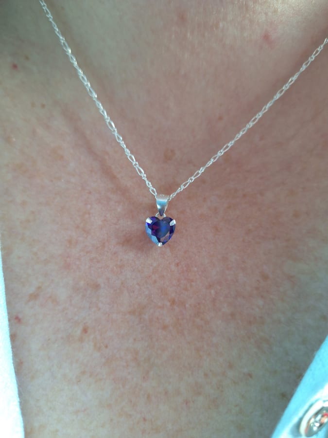 DIJE CORAZÓN VIOLETA