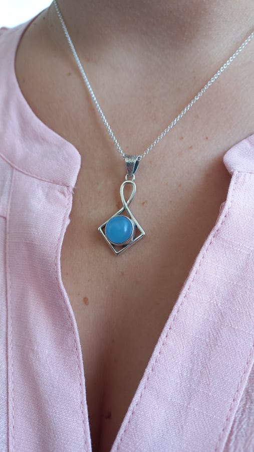DIJE CON CALCEDONIA BLUE