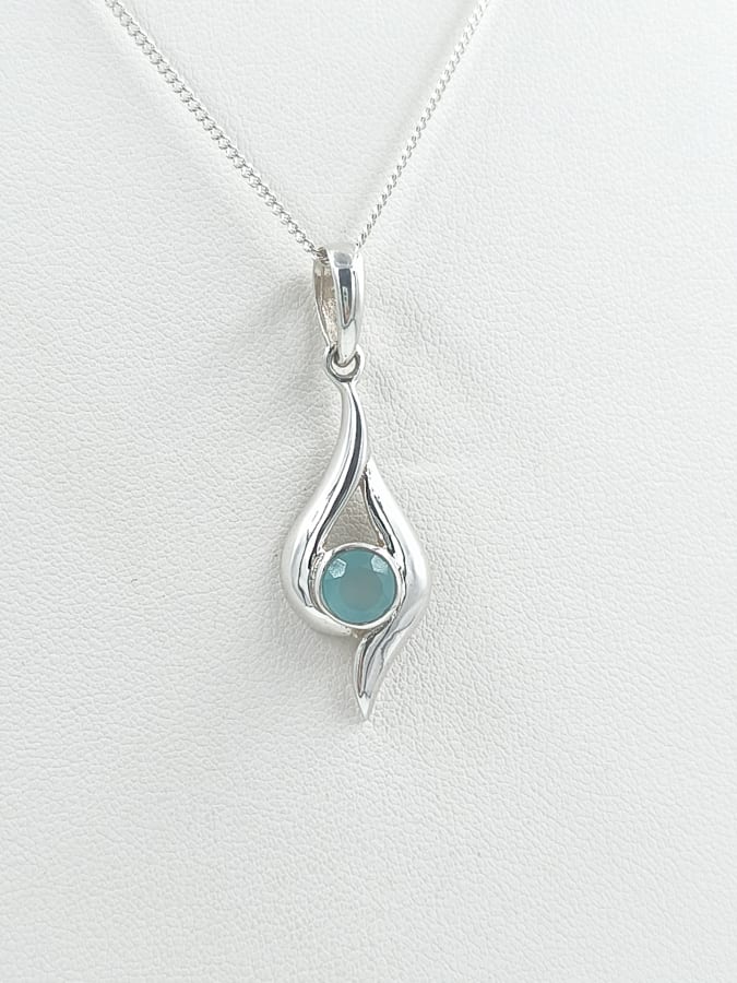DIJE CON CALCEDONIA AQUA