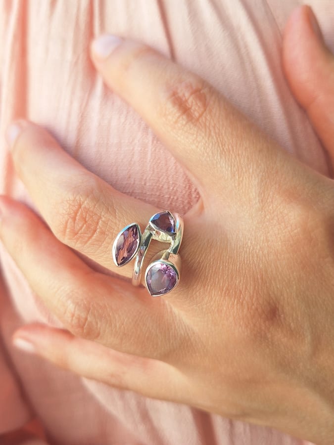 ANILLO CON AMATISTA