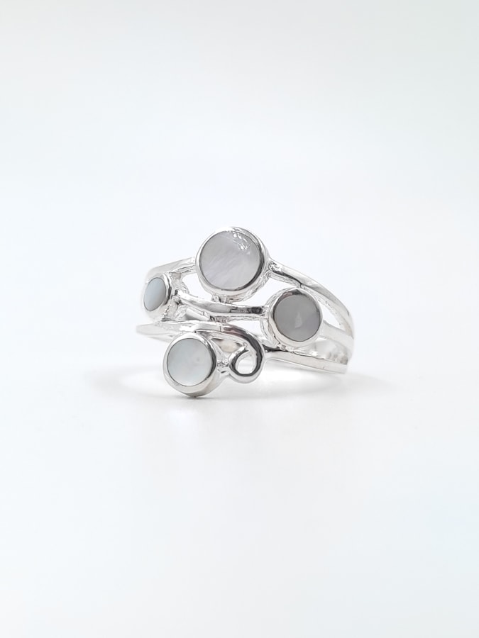 ANILLO CON NÁCAR