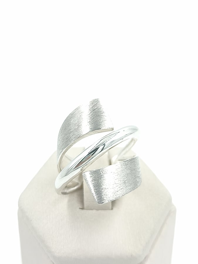 ANILLO SATINADO Y LISO
