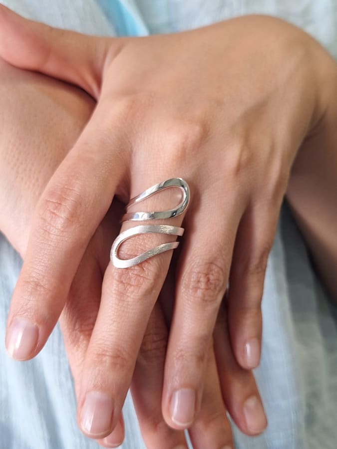 ANILLO DISEÑO SATINADO Y LISO