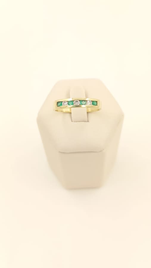 ANILLO MEDIO SIN FIN DE ORO CON DIAMANTES Y ESMERALDAS