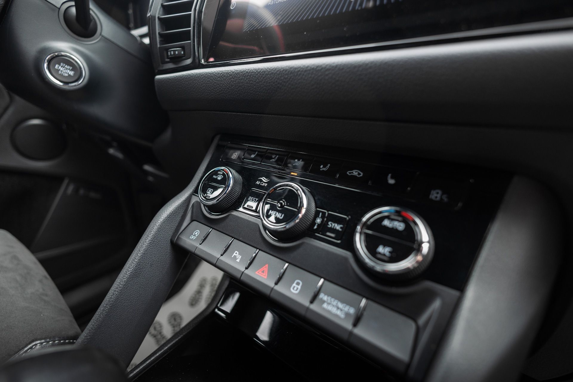 SKODA KODIAQ SPORTLINE thumbnail 25