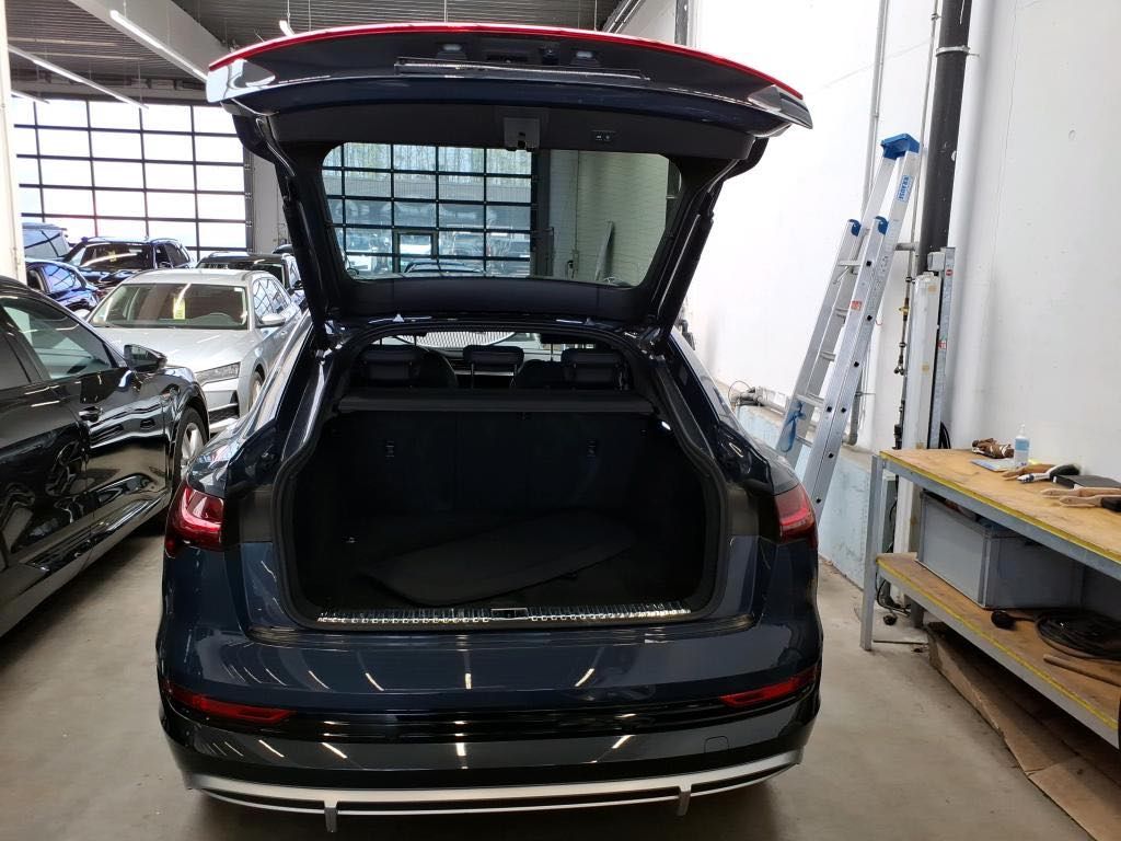 AUDI E-TRON 55 S-LINE SPORTBACK thumbnail 5