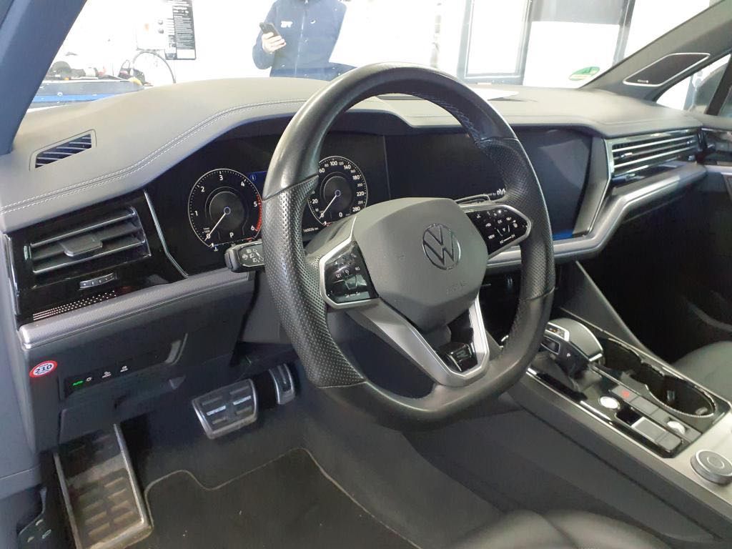 VOLKSWAGEN TOUAREG R-LINE thumbnail 7