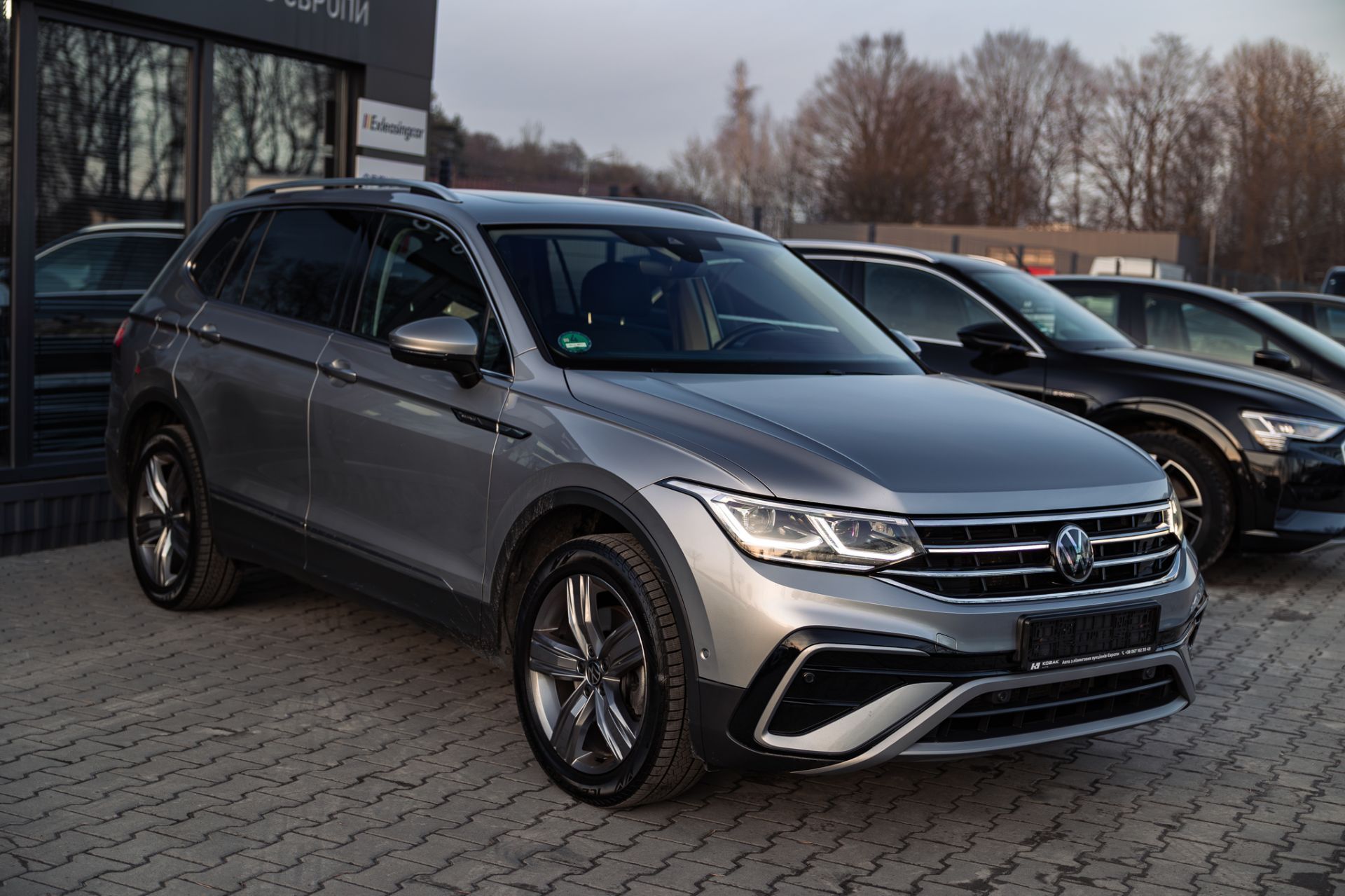 VOLKSWAGEN TIGUAN ALLSPACE thumbnail 3