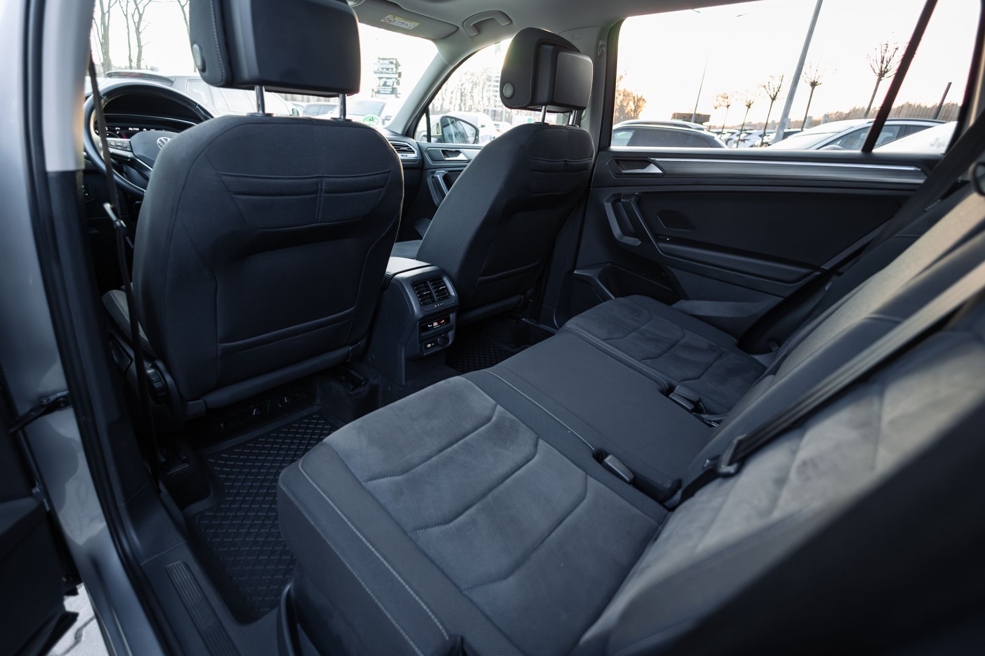 VOLKSWAGEN TIGUAN ALLSPACE thumbnail 11