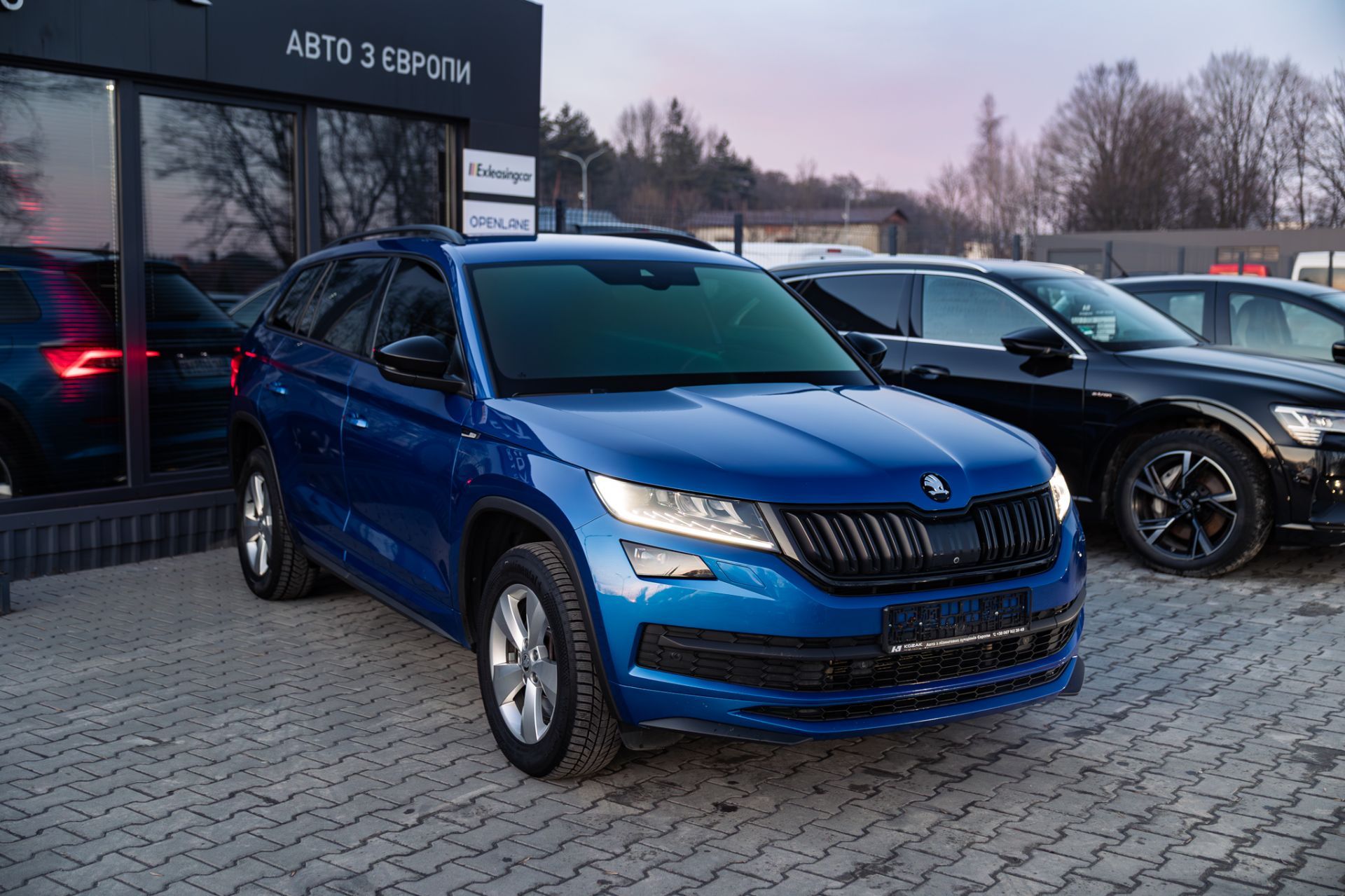 SKODA KODIAQ thumbnail 3