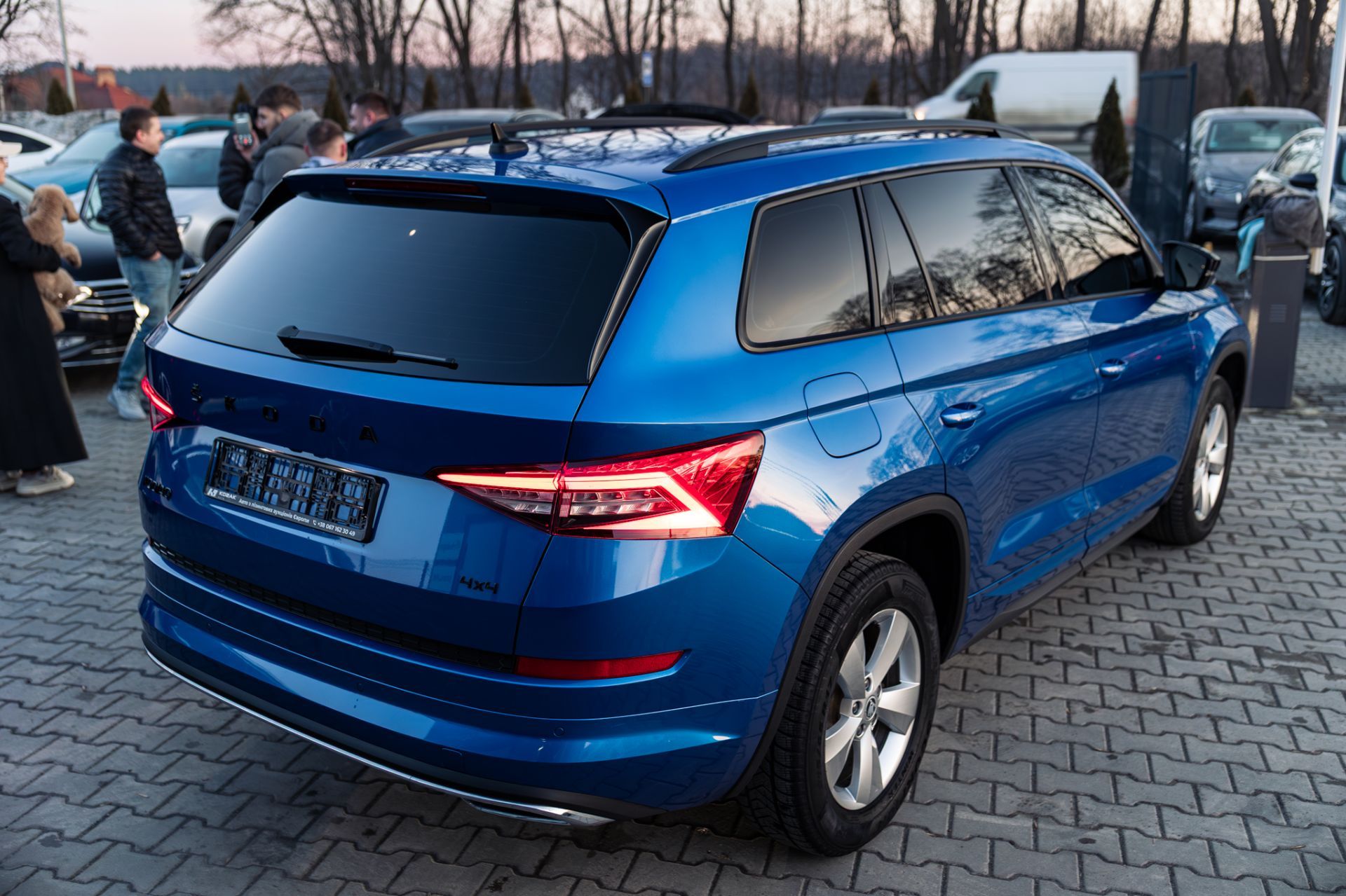 SKODA KODIAQ thumbnail 6