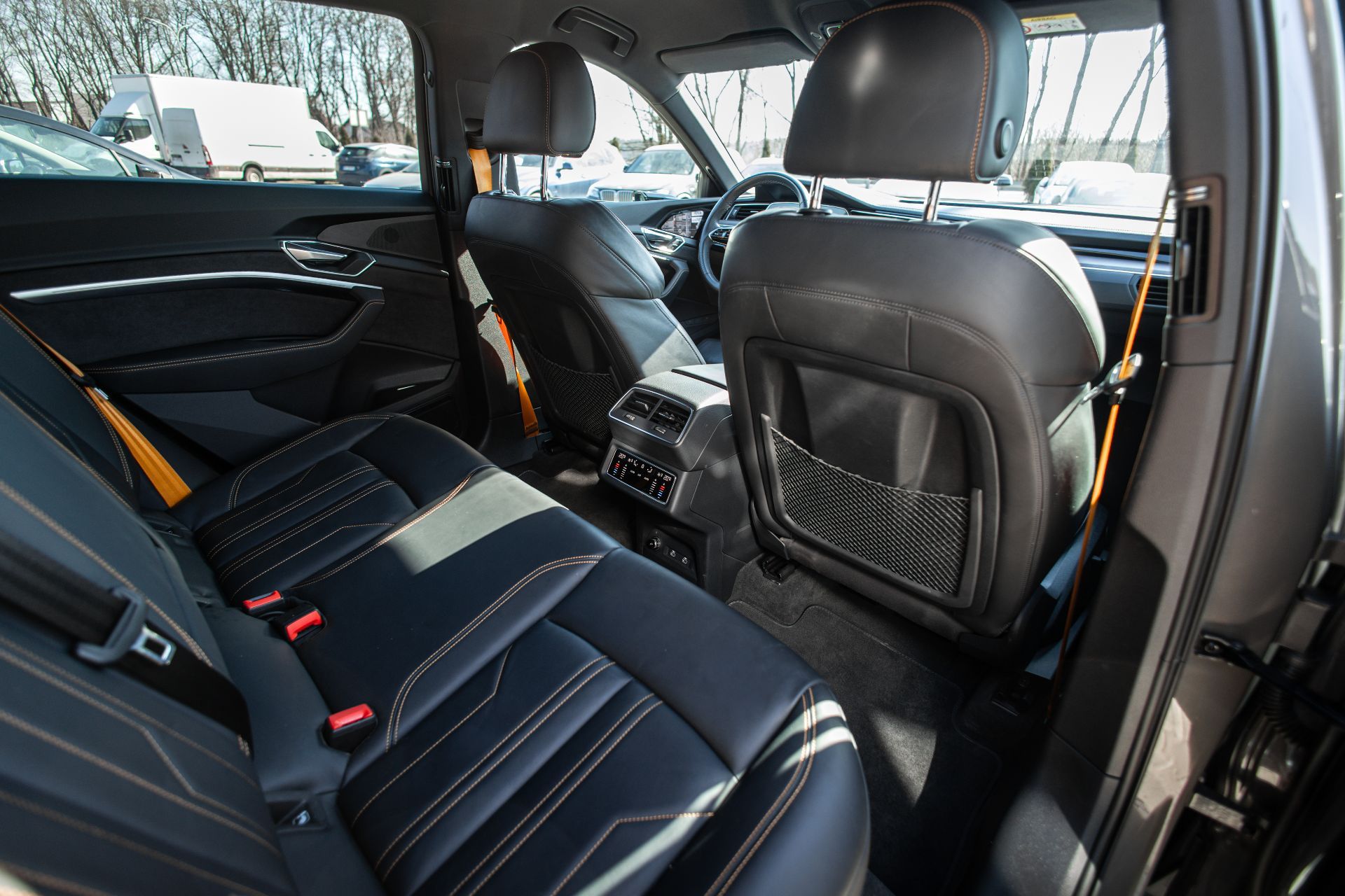 AUDI E-TRON SPORTBACK thumbnail 9