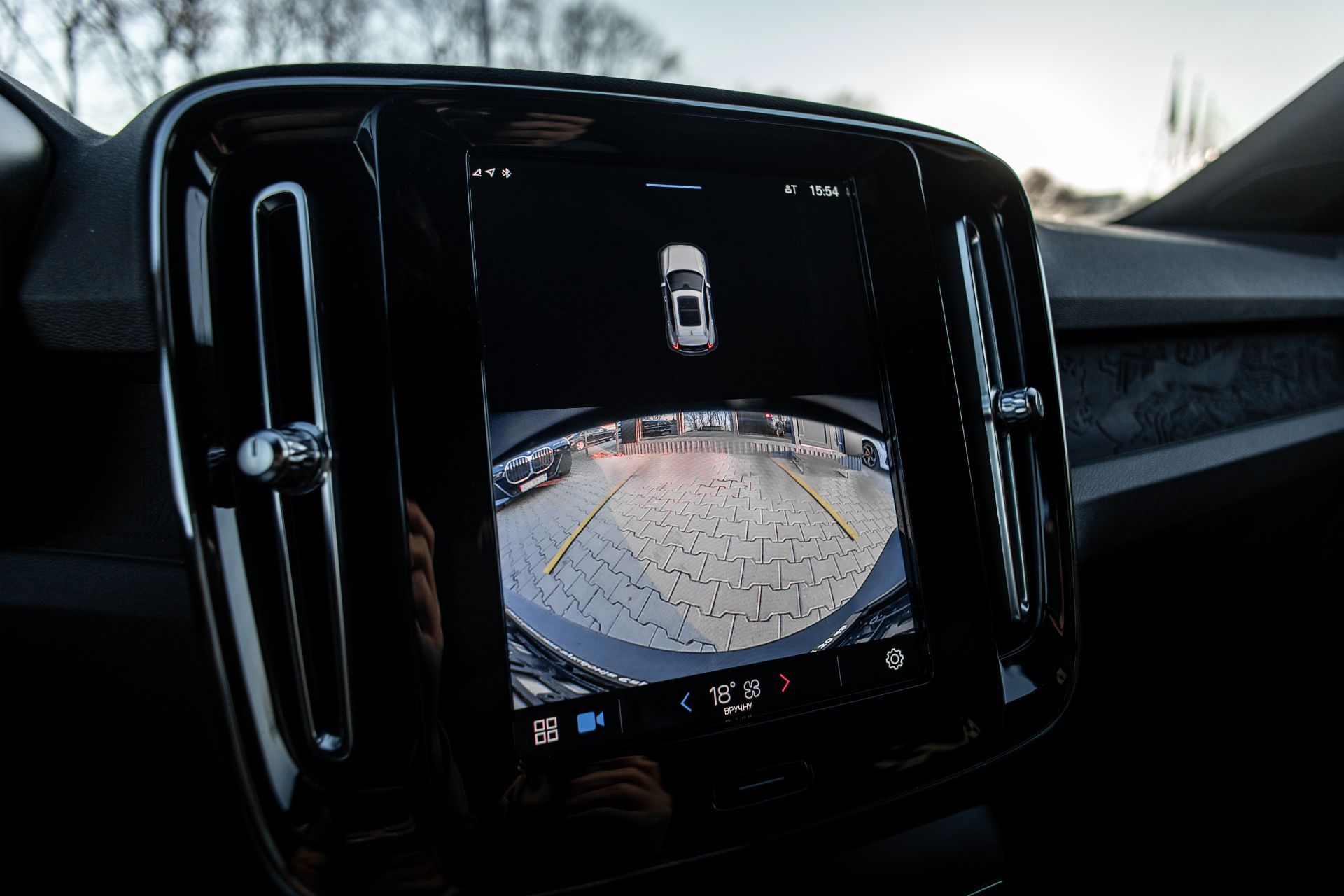 VOLVO XC40 thumbnail 14