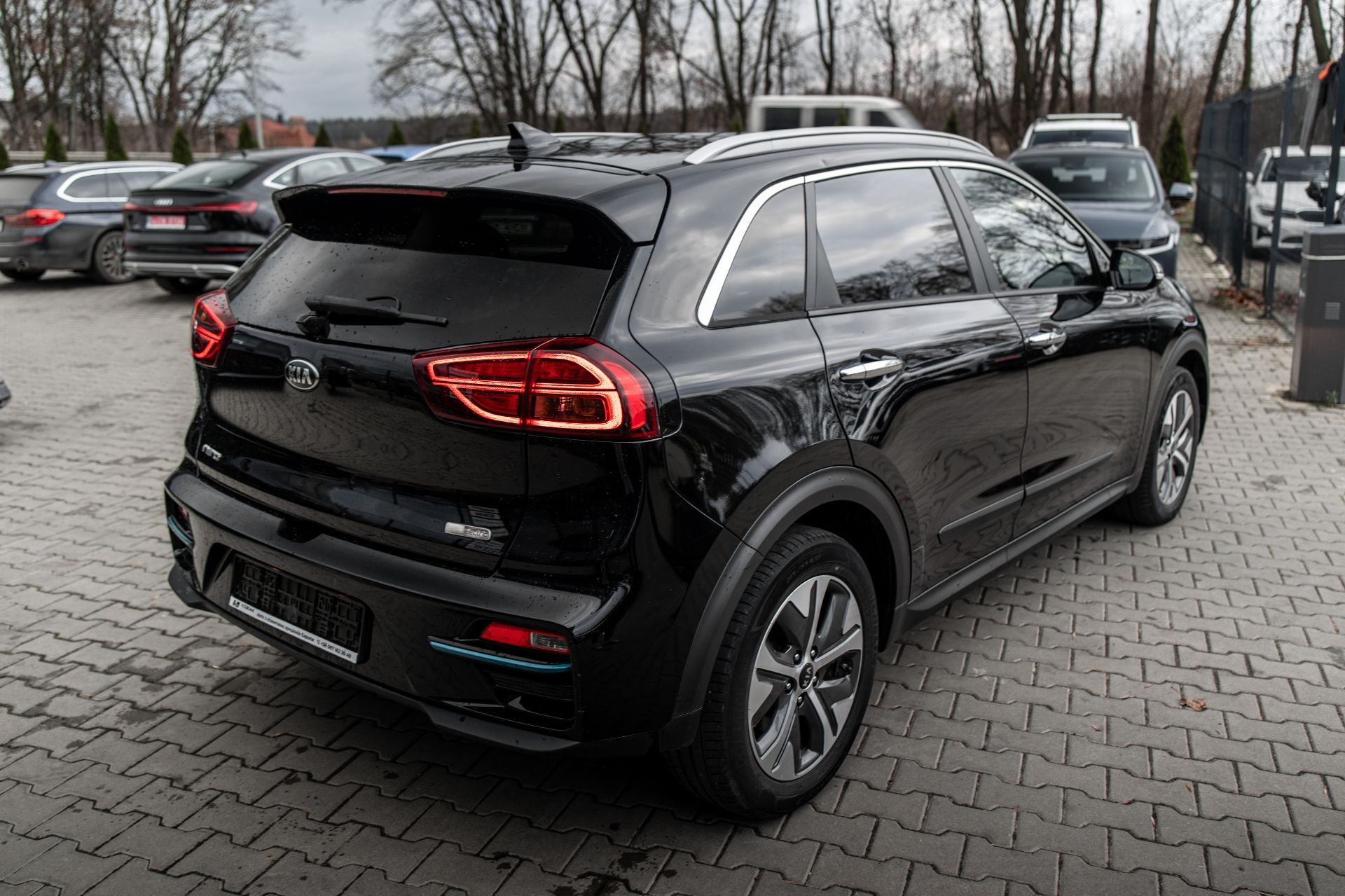 KIA NIRO thumbnail 6