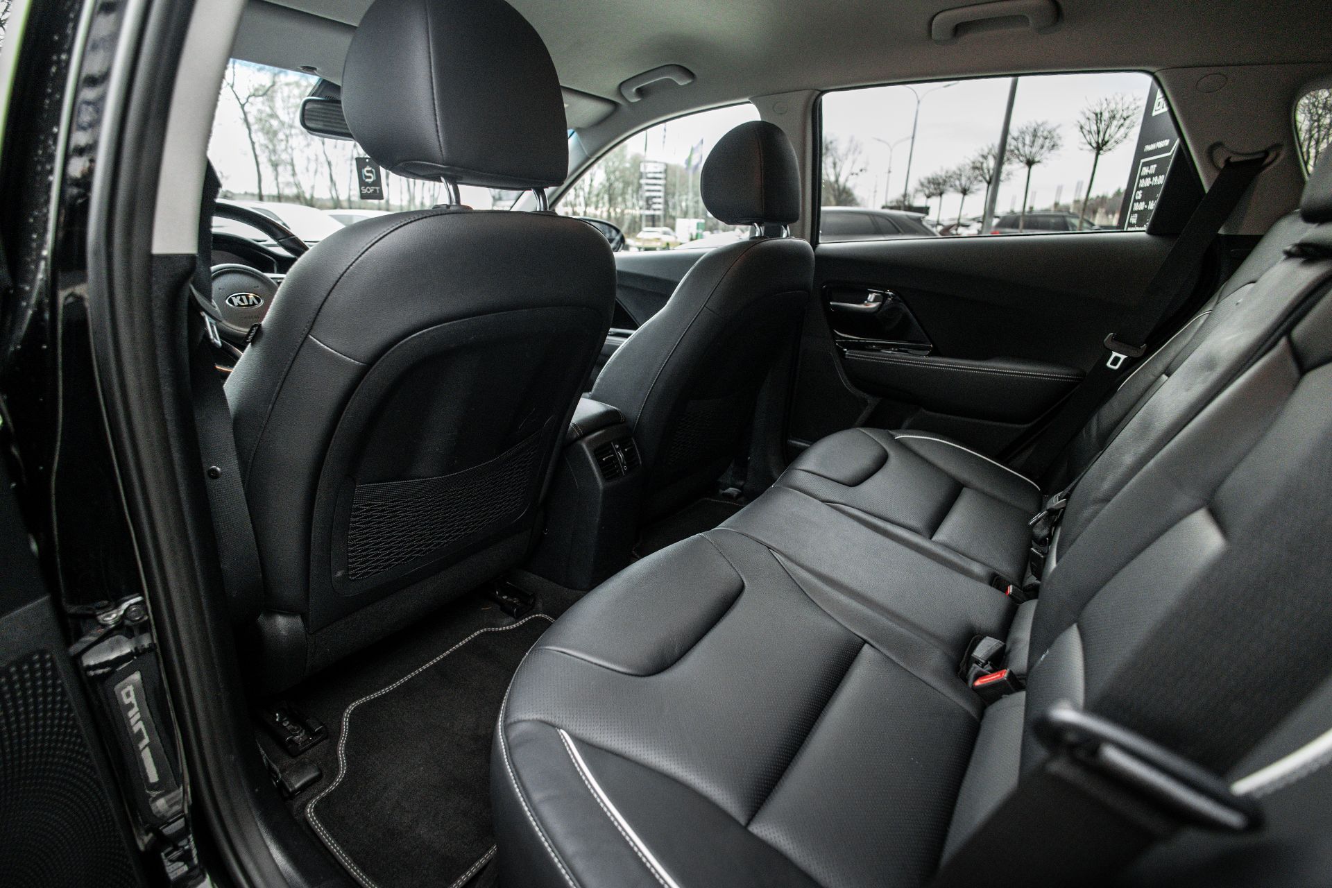 KIA NIRO thumbnail 11