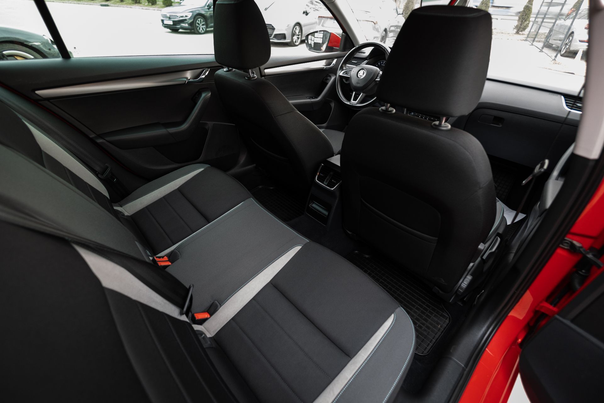 SKODA OCTAVIA A7 thumbnail 9