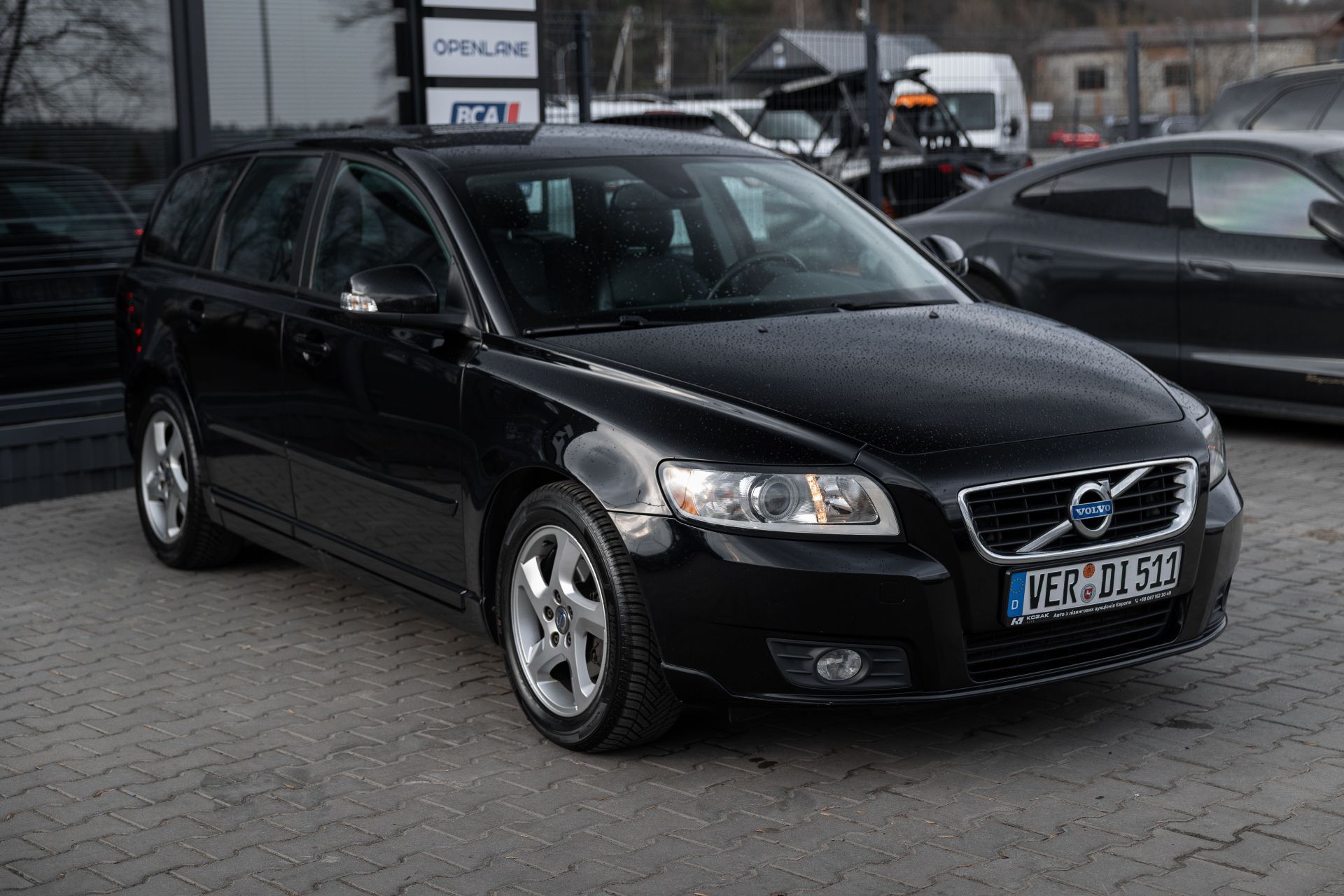 VOLVO V50 thumbnail 3