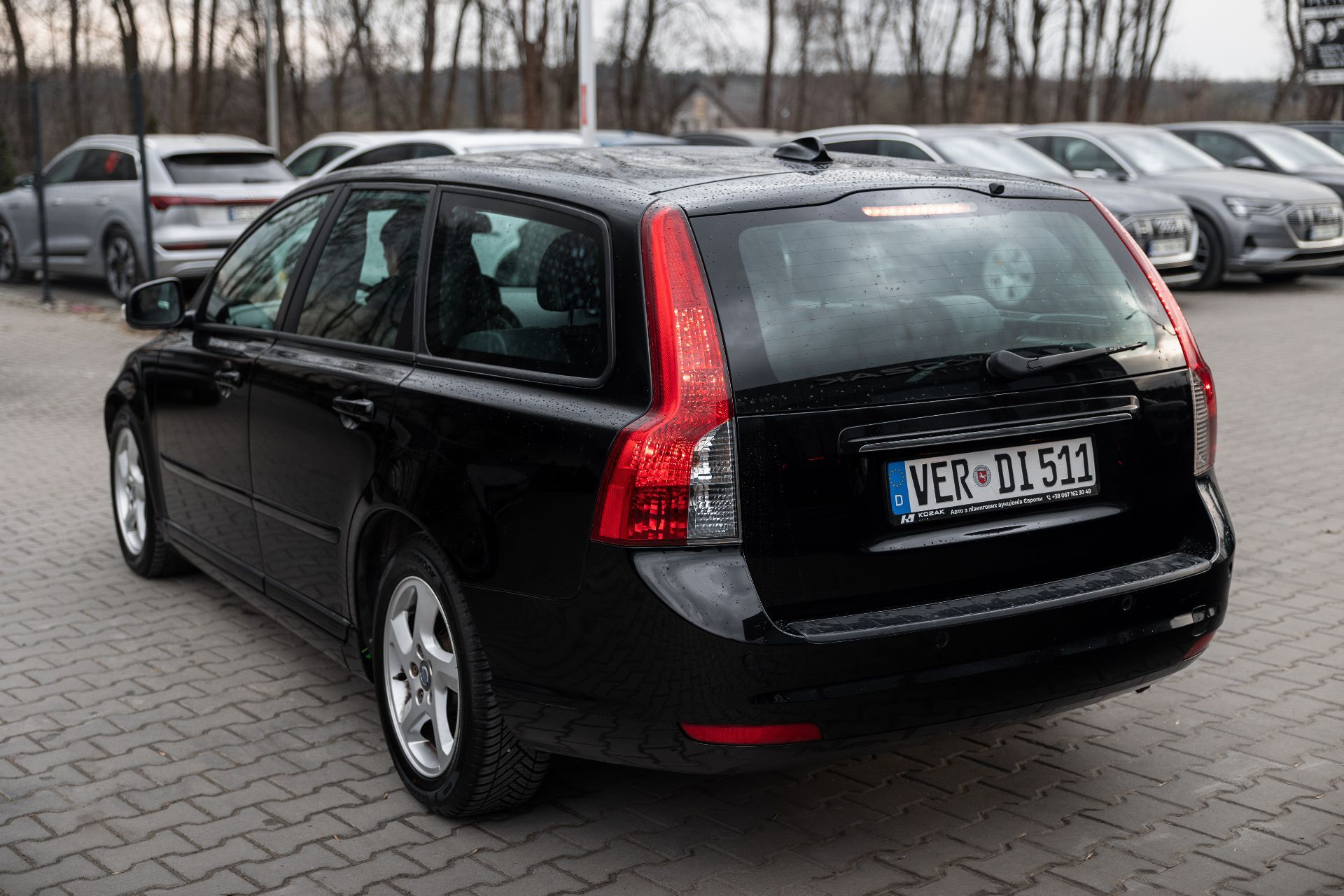 VOLVO V50 thumbnail 4