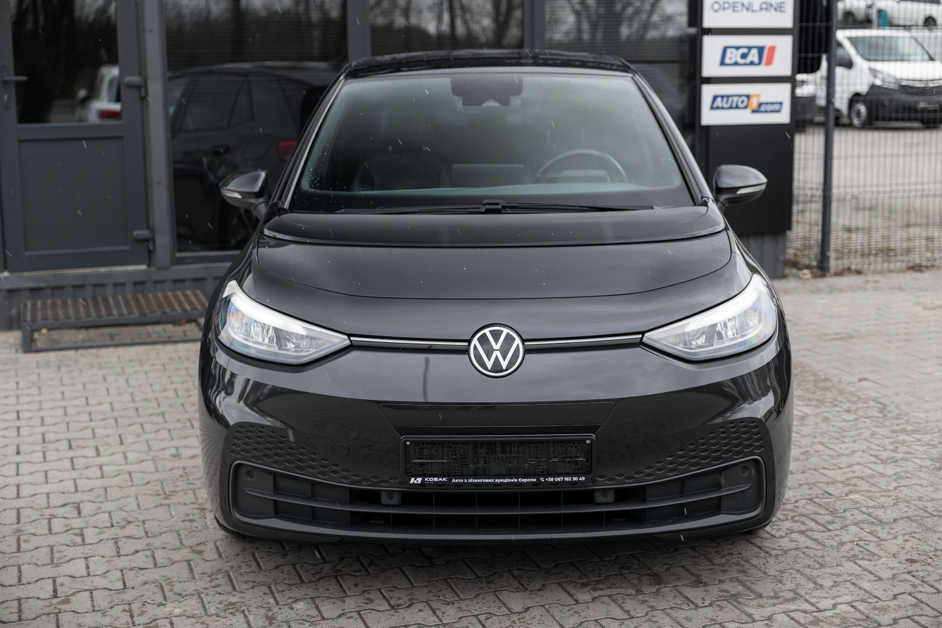 VOLKSWAGEN ID3  thumbnail 2