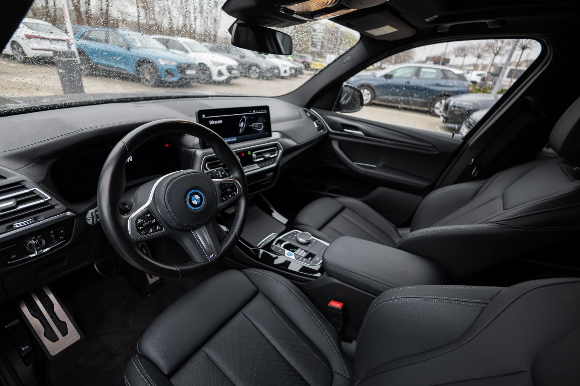BMW iX3 thumbnail 4