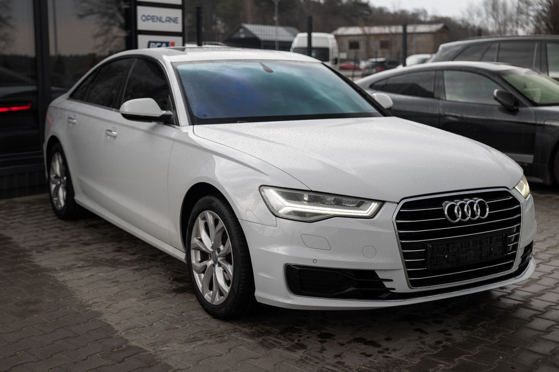 AUDI A6 C7 thumbnail 3