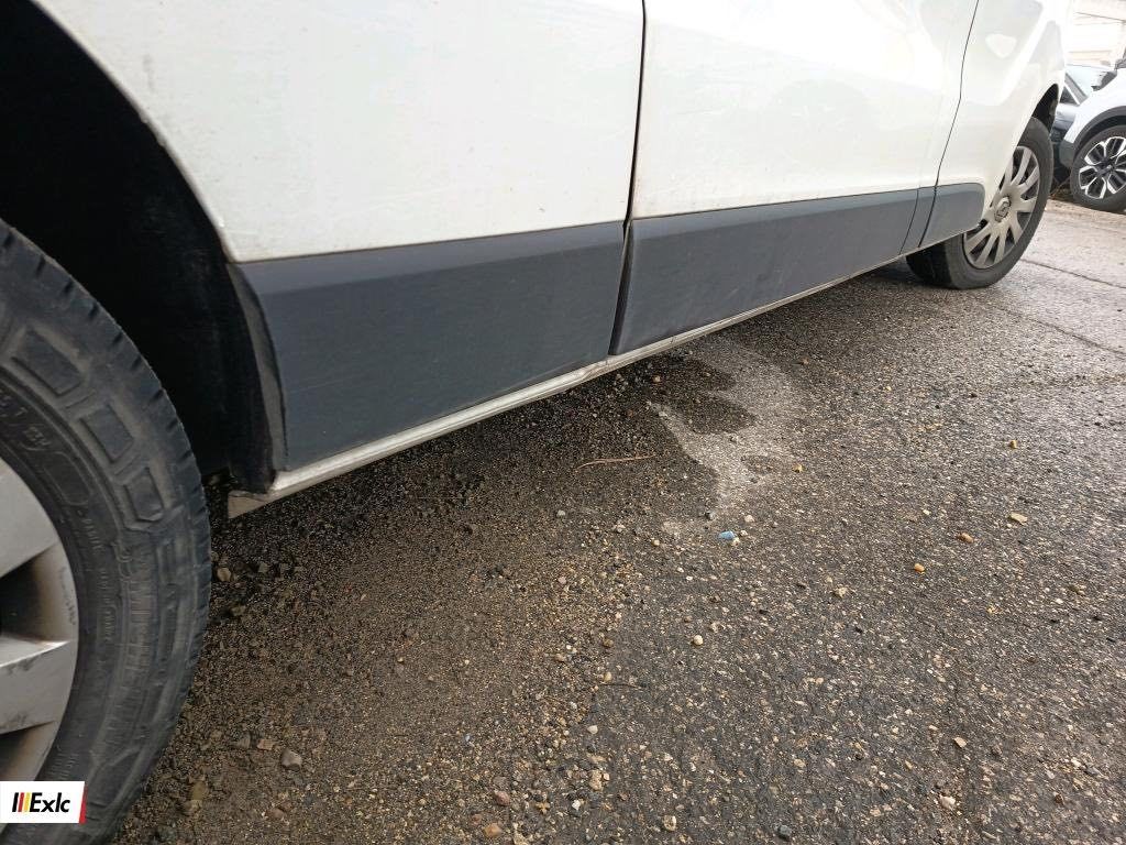 RENAULT TRAFIC L2H1 thumbnail 4