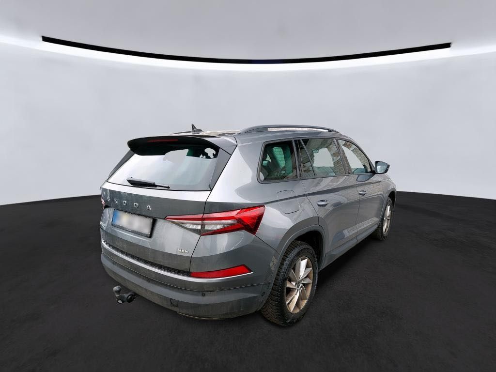 SKODA KODIAQ TOUR FULL LED thumbnail 4