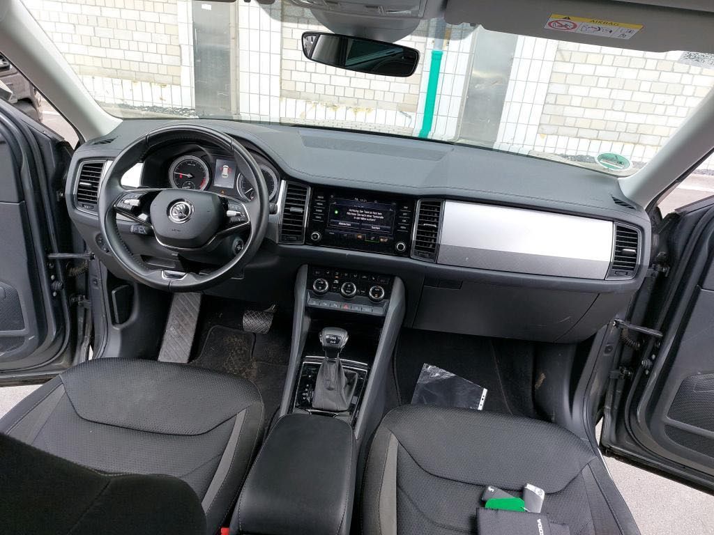 SKODA KODIAQ TOUR FULL LED thumbnail 9