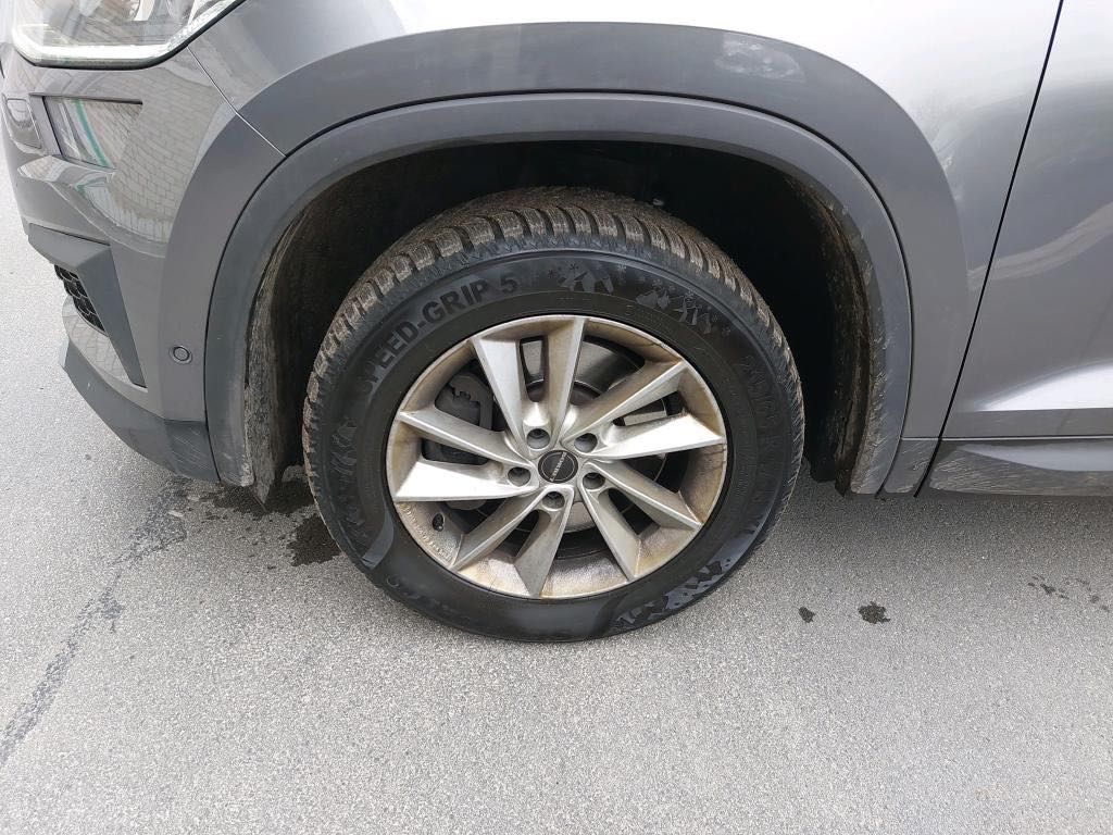 SKODA KODIAQ TOUR FULL LED thumbnail 8