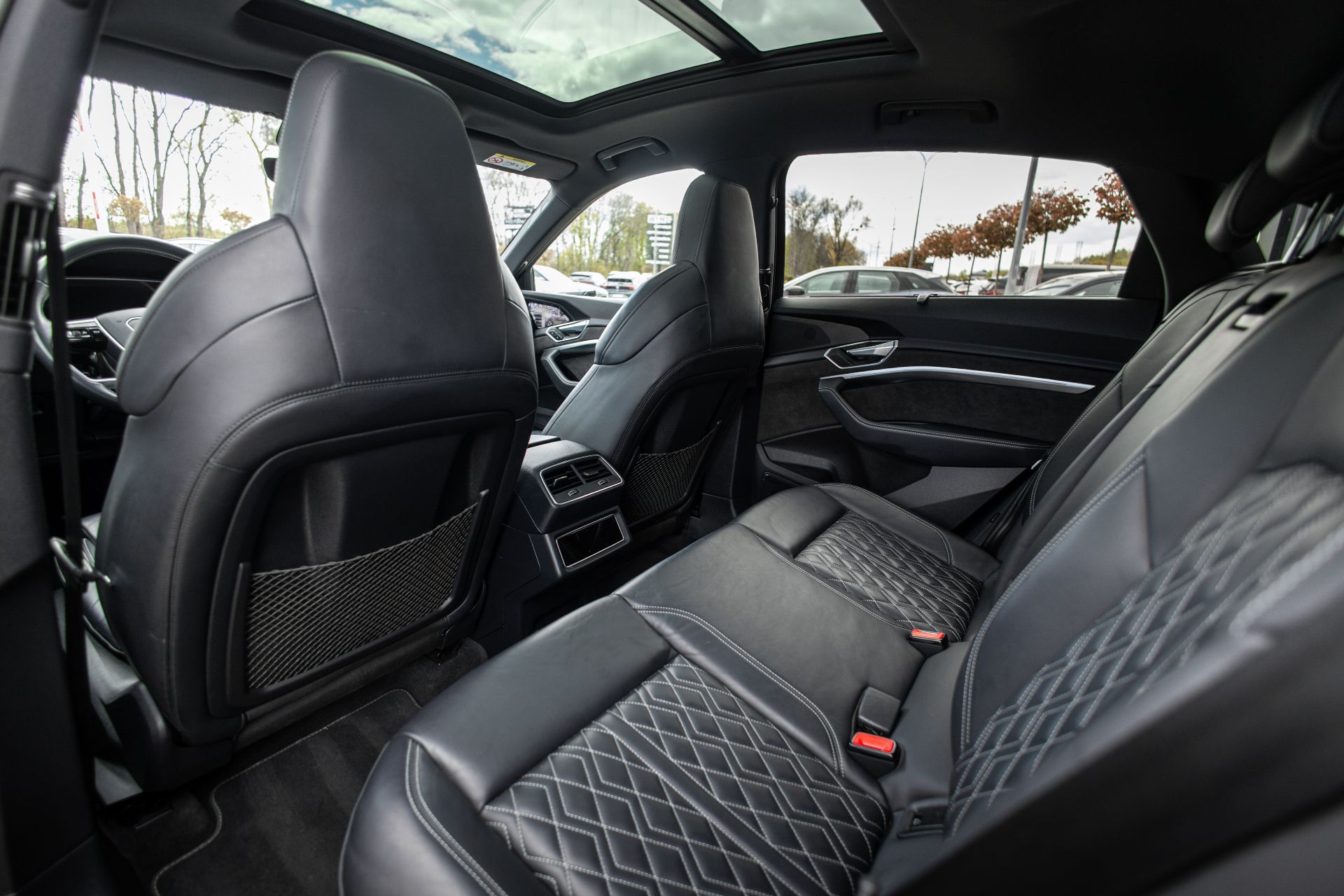 AUDI E-TRON SPORTBACK thumbnail 13
