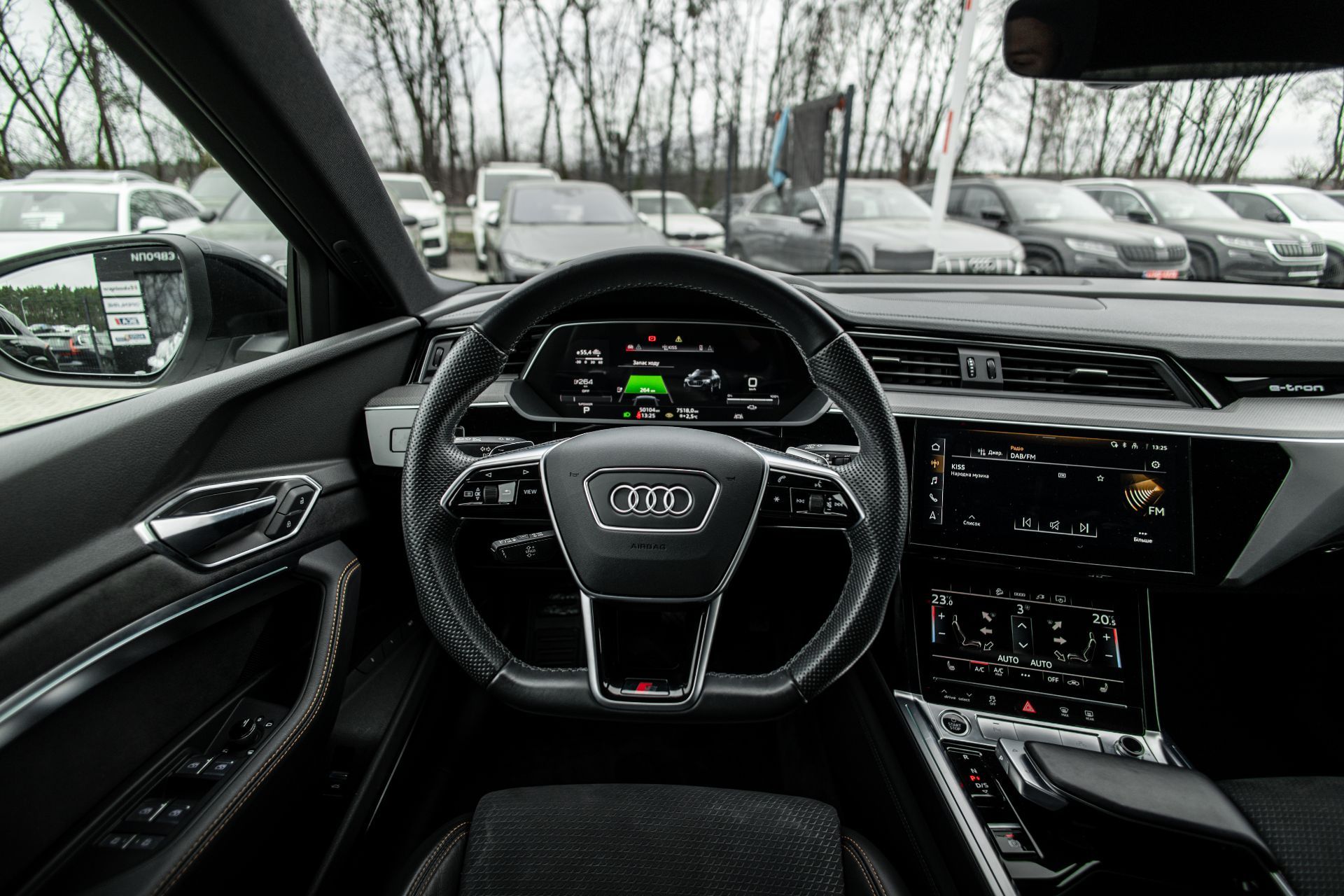 AUDI E-TRON SPORTBACK thumbnail 10