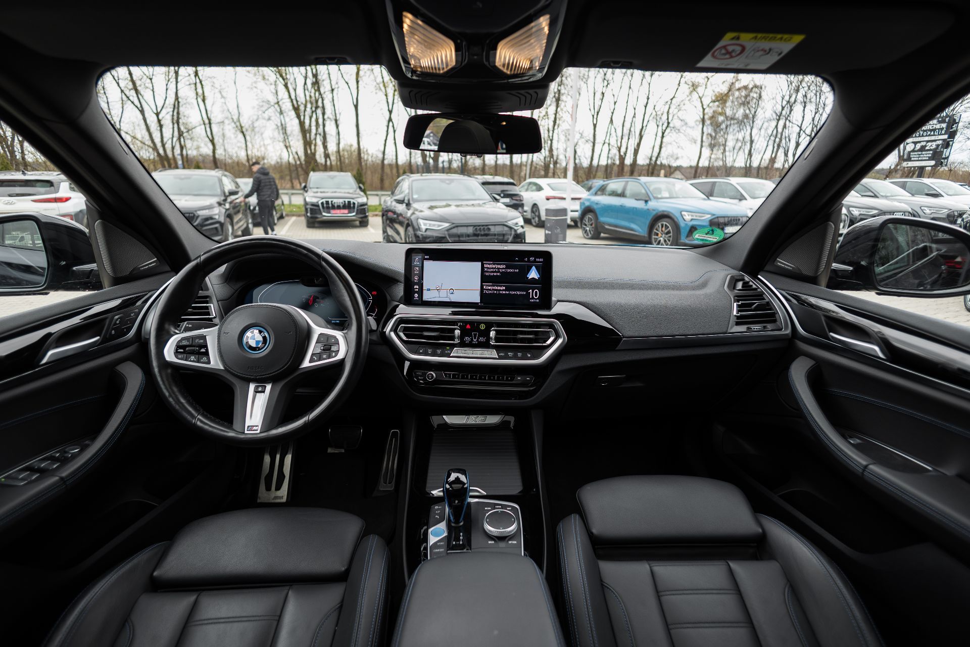 BMW IX3 M-SPORT thumbnail 6
