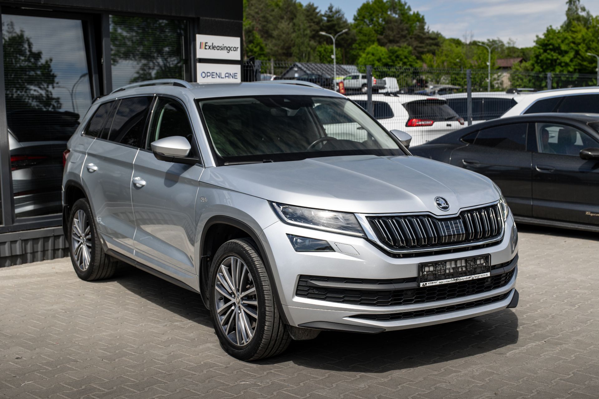 SKODA KODIAQ thumbnail 3